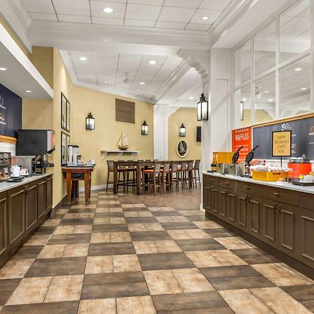 Hampton Inn Boston-Natick Exterior foto